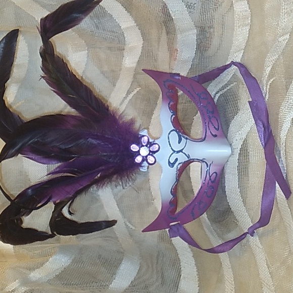 3 BEAUTIFUL MYSTIC Masqurade MASKS - Picture 6 of 8